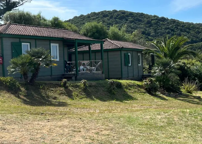 Lavallee4 קמפומורו